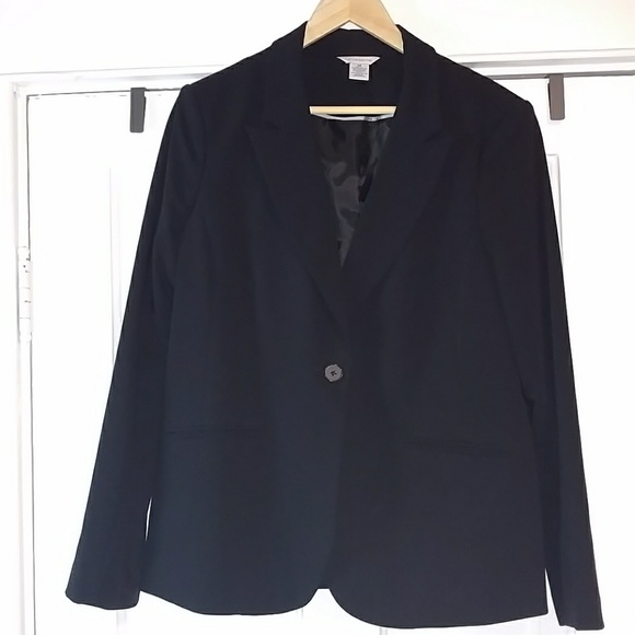 Liz Claiborne Jackets & Blazers - Liz Claiborne EUC Black Blazer Size 14